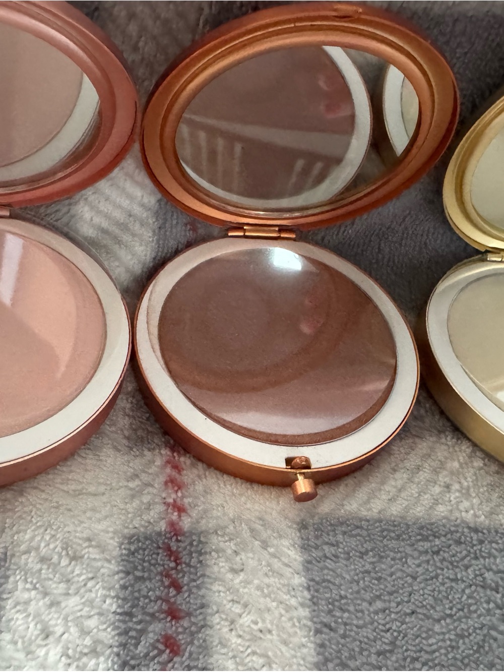 Storybook Cosmetics Bronze, Copper & Gold Bronzer Trio - Picture 3 of 3